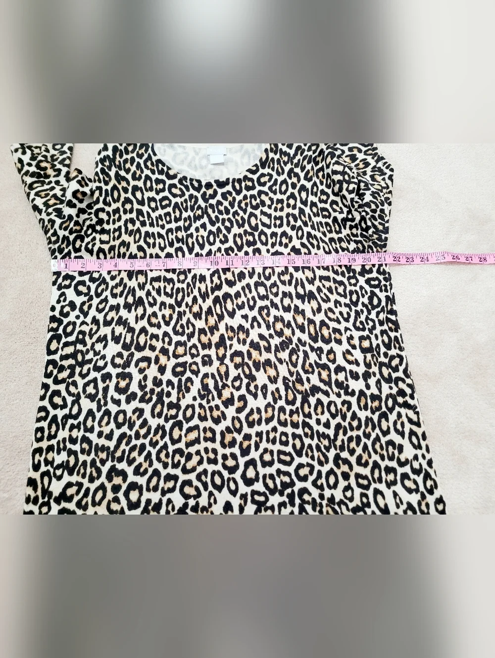 Chico’s Leopard Print Tunic Top Size Medium Animal Print Long Sleeve Stretch - Picture 8 of 11